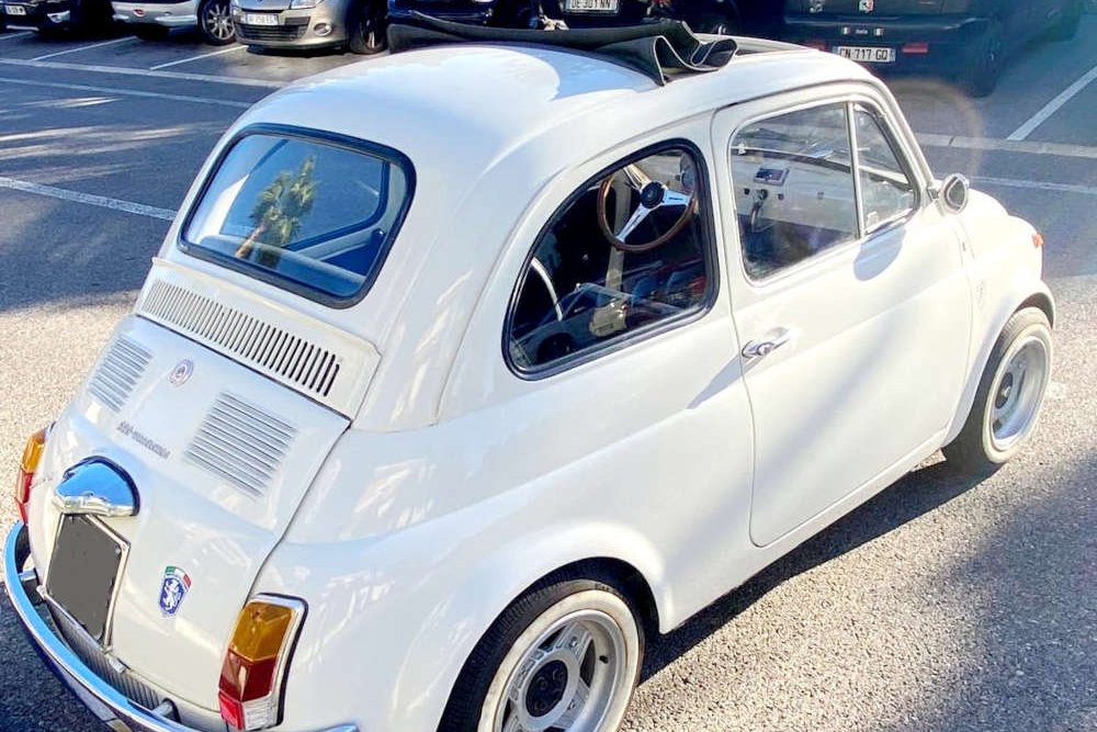 <strong></strong><small>© FIAT 500 et dérivés CLUB DE FRANCE</small>