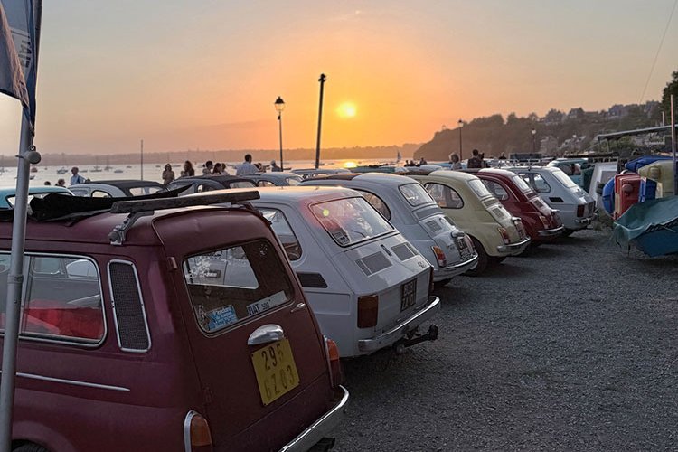 <strong></strong><small>© FIAT 500 et dérivés CLUB DE FRANCE</small>