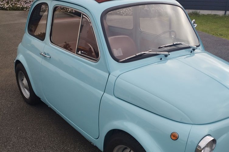 <strong></strong><small>© FIAT 500 et dérivés CLUB DE FRANCE</small>