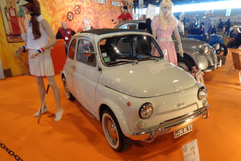 <strong>Sur un autre stand</strong><small>© FIAT 500 et dérivés CLUB DE FRANCE</small>