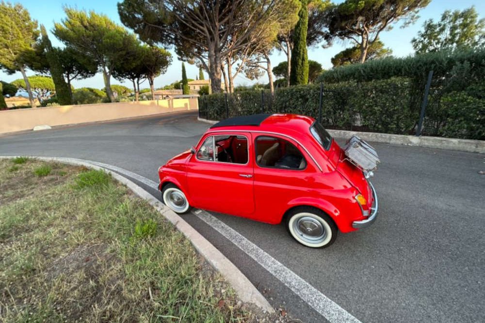 <strong></strong><small>© FIAT 500 et dérivés CLUB DE FRANCE</small>