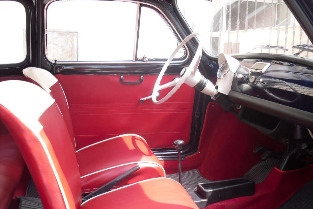 <strong></strong><small>© FIAT 500 et dérivés CLUB DE FRANCE</small>